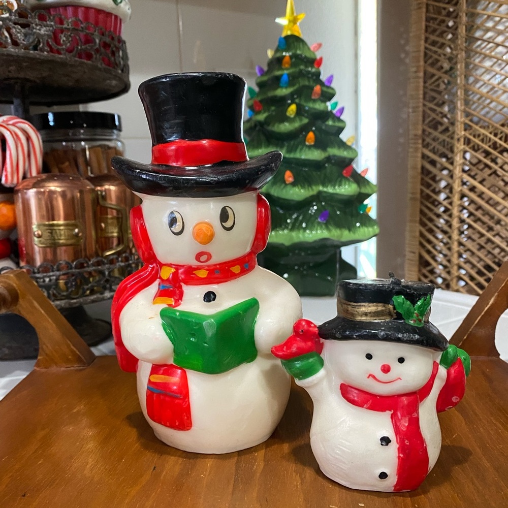 Vintage snowmen candles